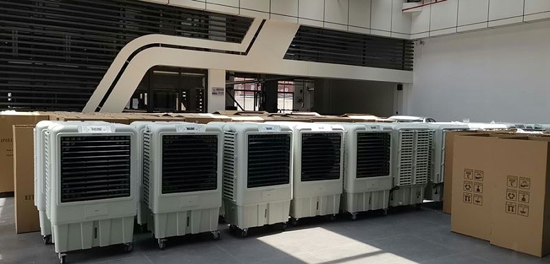 廣州市交通運輸職業學院降溫通風使用移動冷風機.jpg