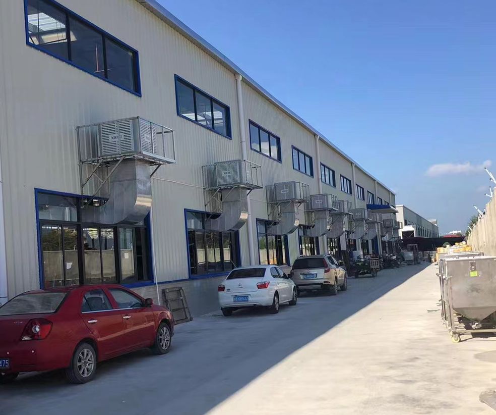 環(huán)保空調(diào)為工廠車間通風降溫.jpg